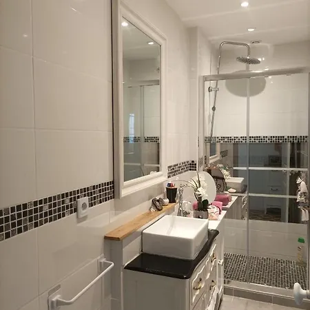 Chambre Privee Chez Ourdia Thiais Exterior photo